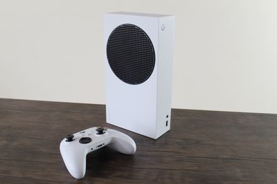 De Xbox Series S en controller