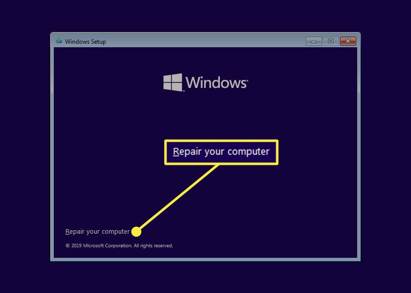 Windows 10 repareert uw computerkoppeling in het installatieprogramma.