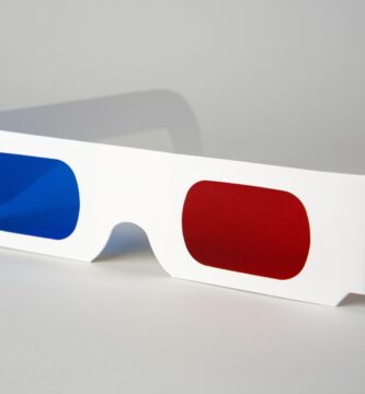 3 d glasses 78766496 5b30ecbf0e23d900368ce1e5