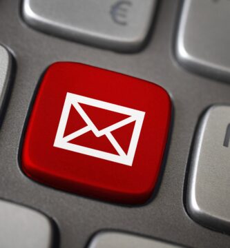 Email Button by barisonal Eplus GettyImages 184931639 56a1c3245f9b58b7d0c25b22