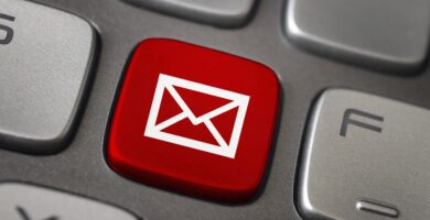 Email Button by barisonal Eplus GettyImages 184931639 56a1c3245f9b58b7d0c25b22