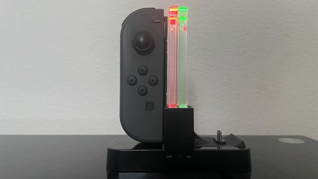 Fobie Verlichten Schuldig Hoe u uw Nintendo Switch kunt opladen Joy-Cons - 2022