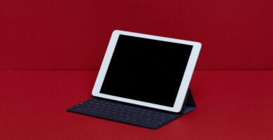 close up of digital tablet with keyboard on red table 910893214 5c64aa3d46e0fb0001dcd881