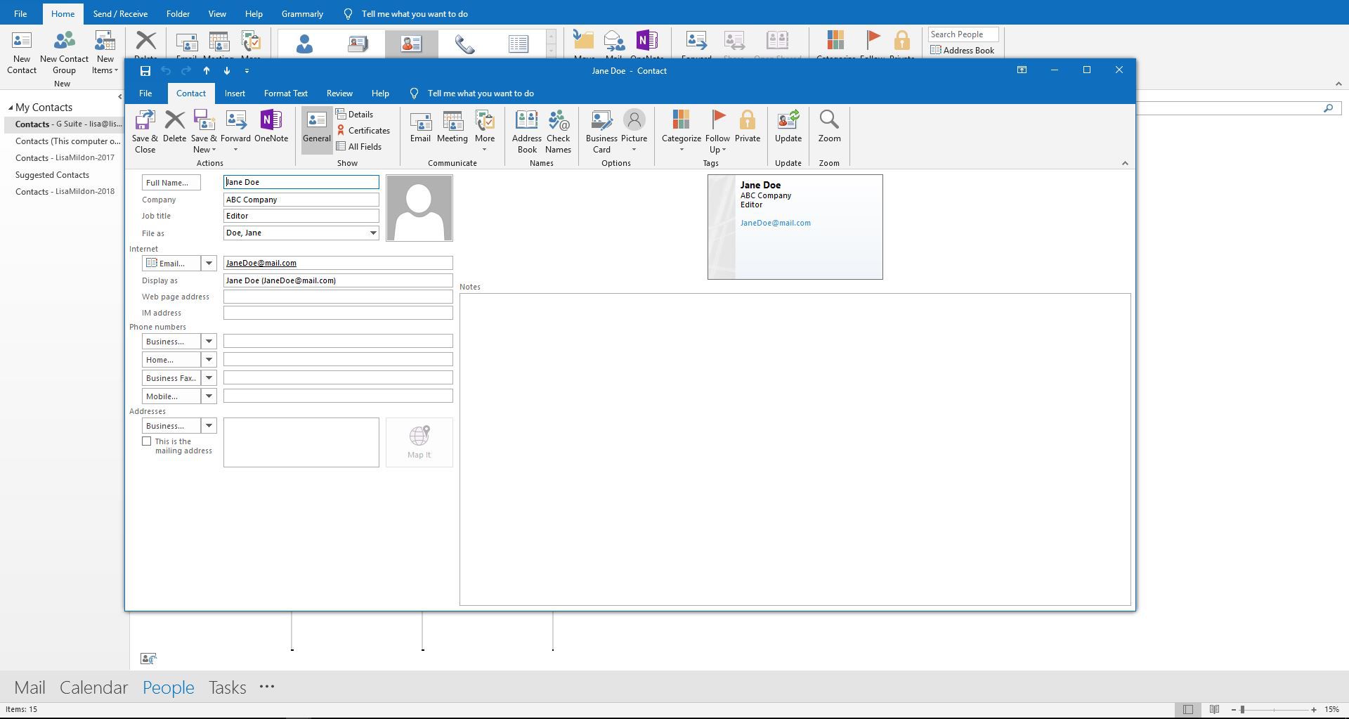 Een contactgegevens weergeven in Outlook.