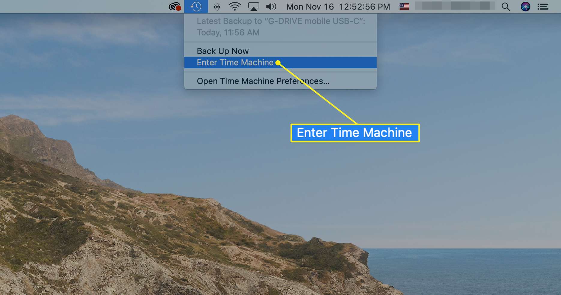 Time Machine-menu met Enter Time Machine geselecteerd