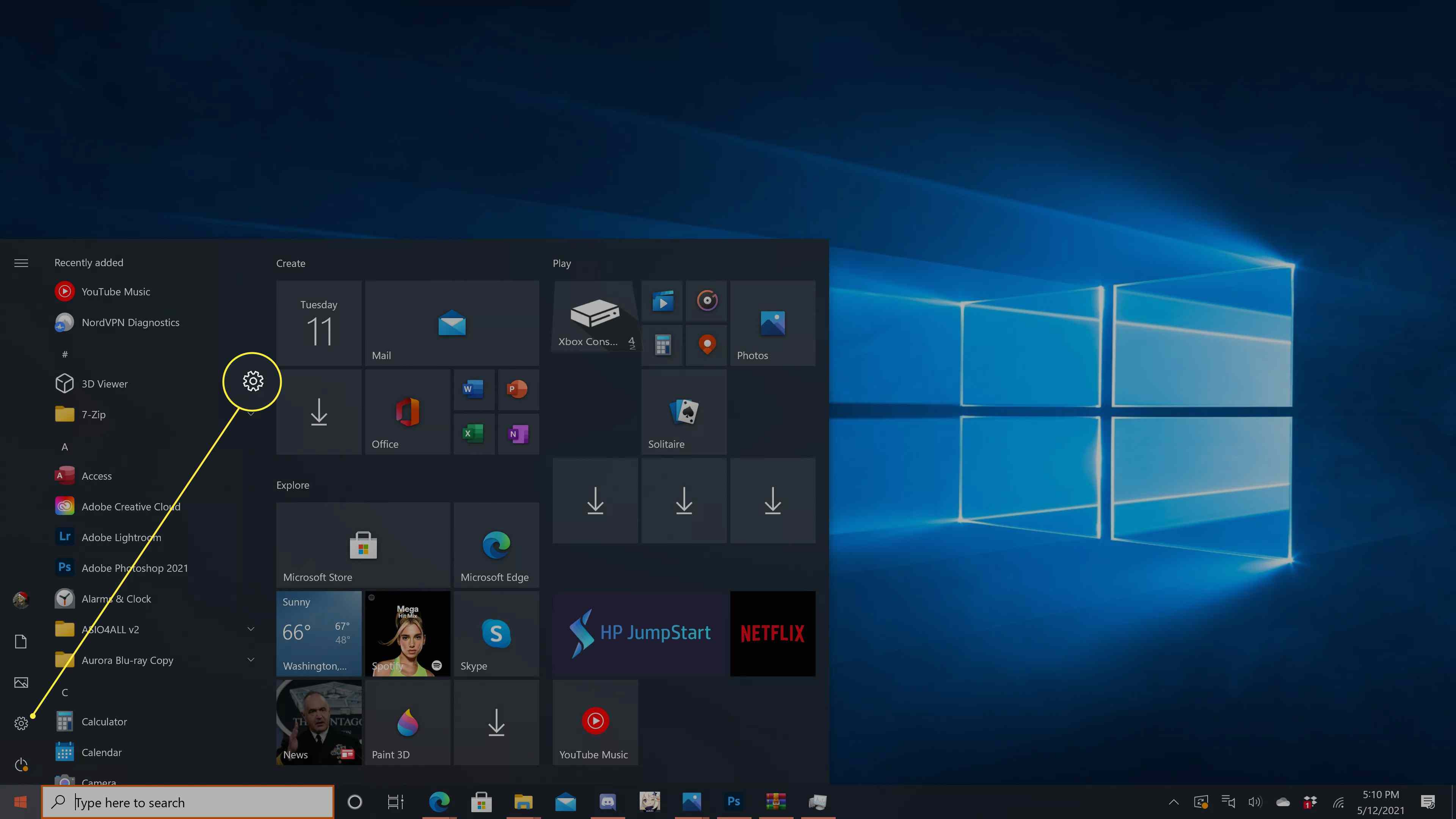 Het tandwielpictogram gemarkeerd in het startmenu van Windows 10.