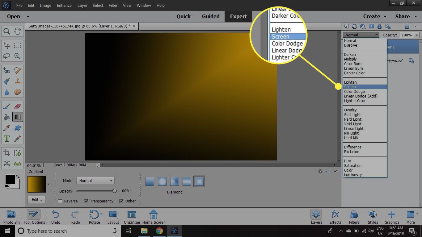 Een screenshot van Photoshop Elements met de schermovervloeimodus gemarkeerd