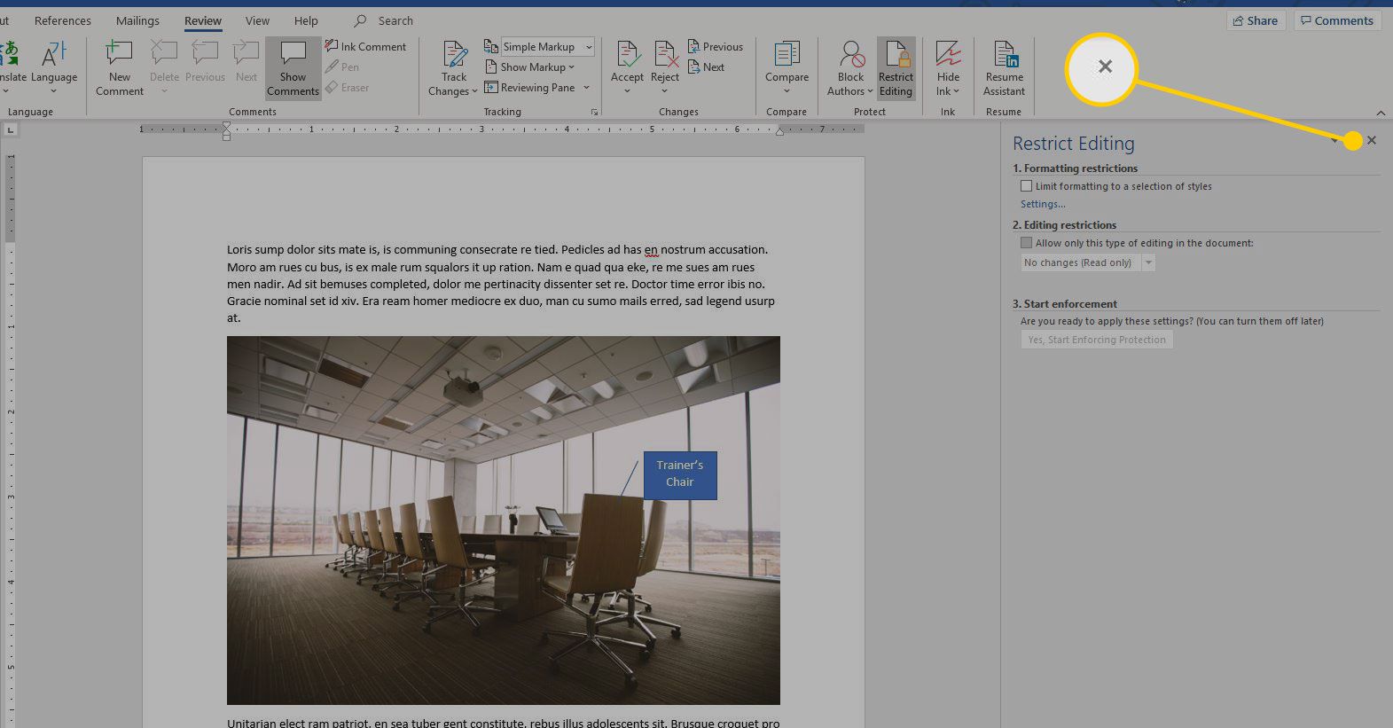 Beperk het bewerkingsmenu in Word met de X gemarkeerd