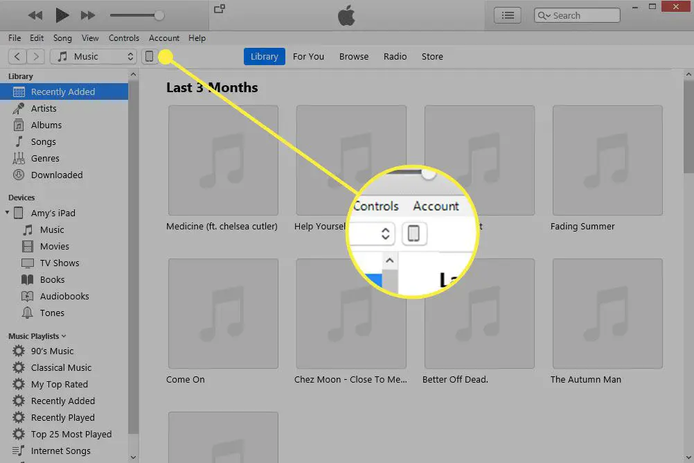 iTunes met het apparaatpictogram gemarkeerd