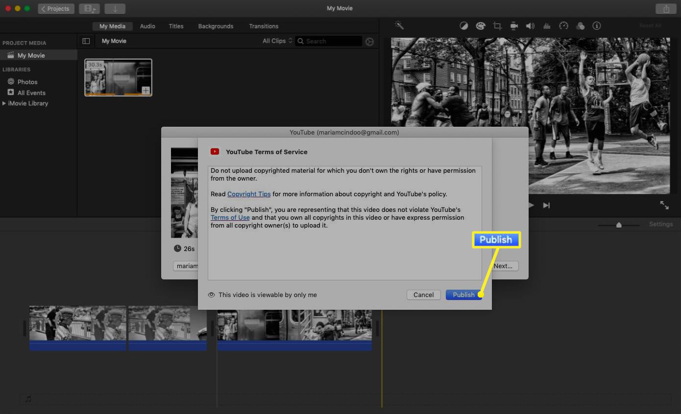 iMovie met de YouTube-uploadmelding en de knop Publiceren gemarkeerd.