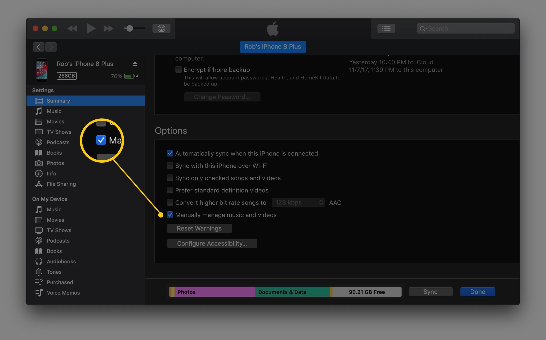 Het selectievakje Muziek en video's handmatig beheren in iTunes op macOS