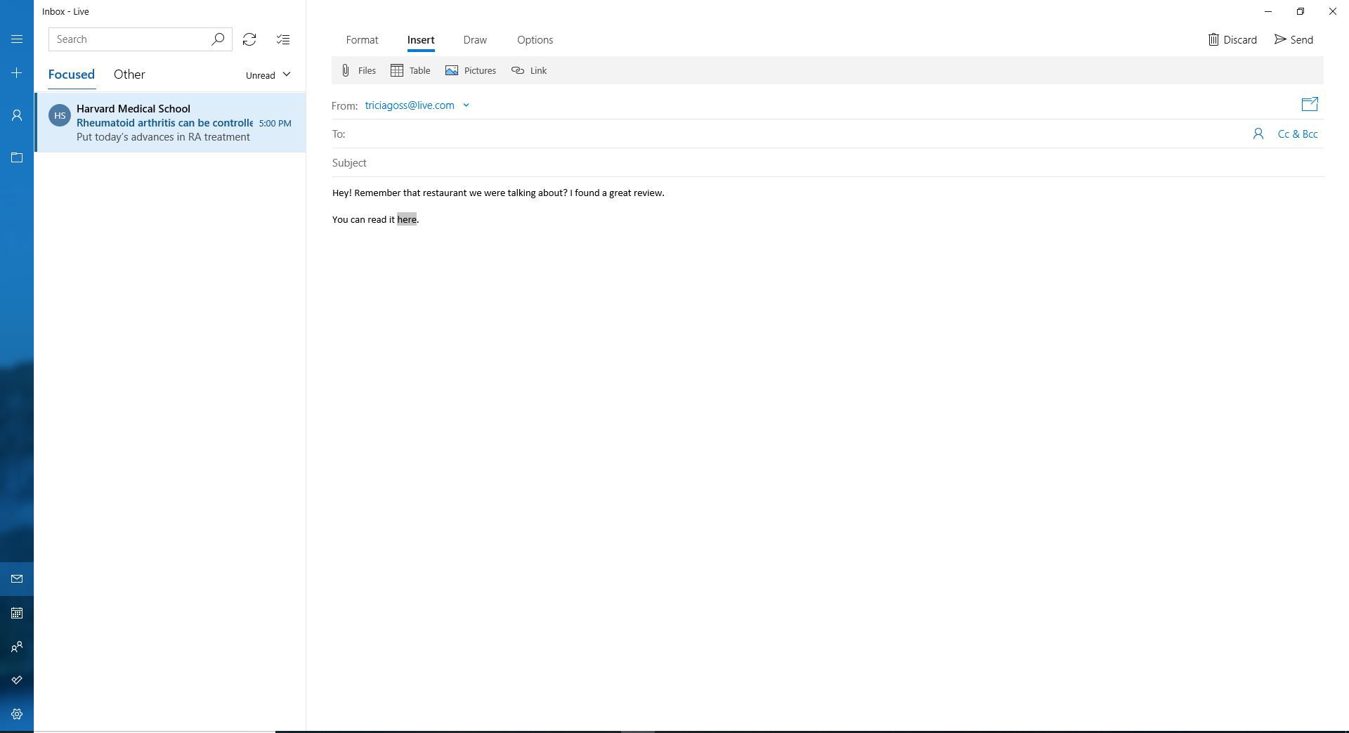 Schermafbeelding van Windows Mail-e-mailbericht met het tabblad Invoegen geselecteerd