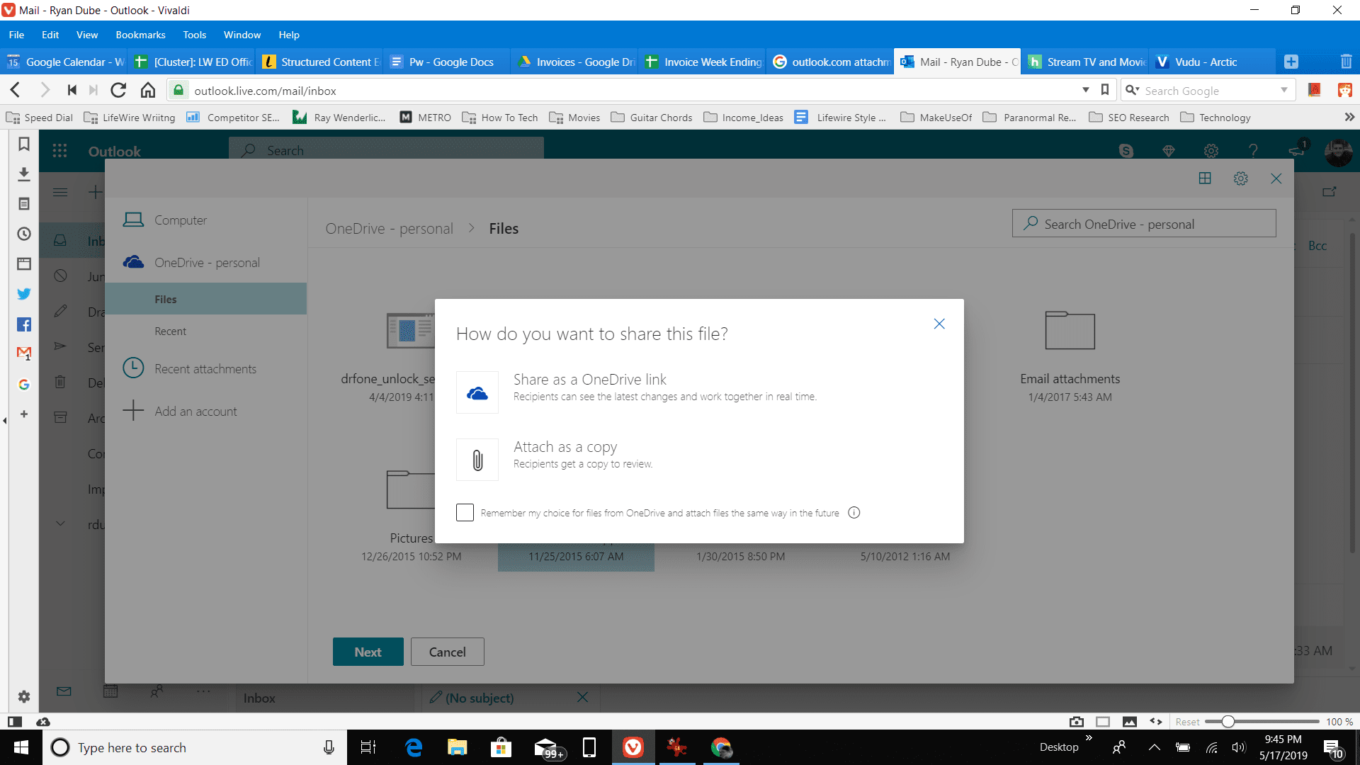 een OneDrive-bestand in Outlook online bijvoegen