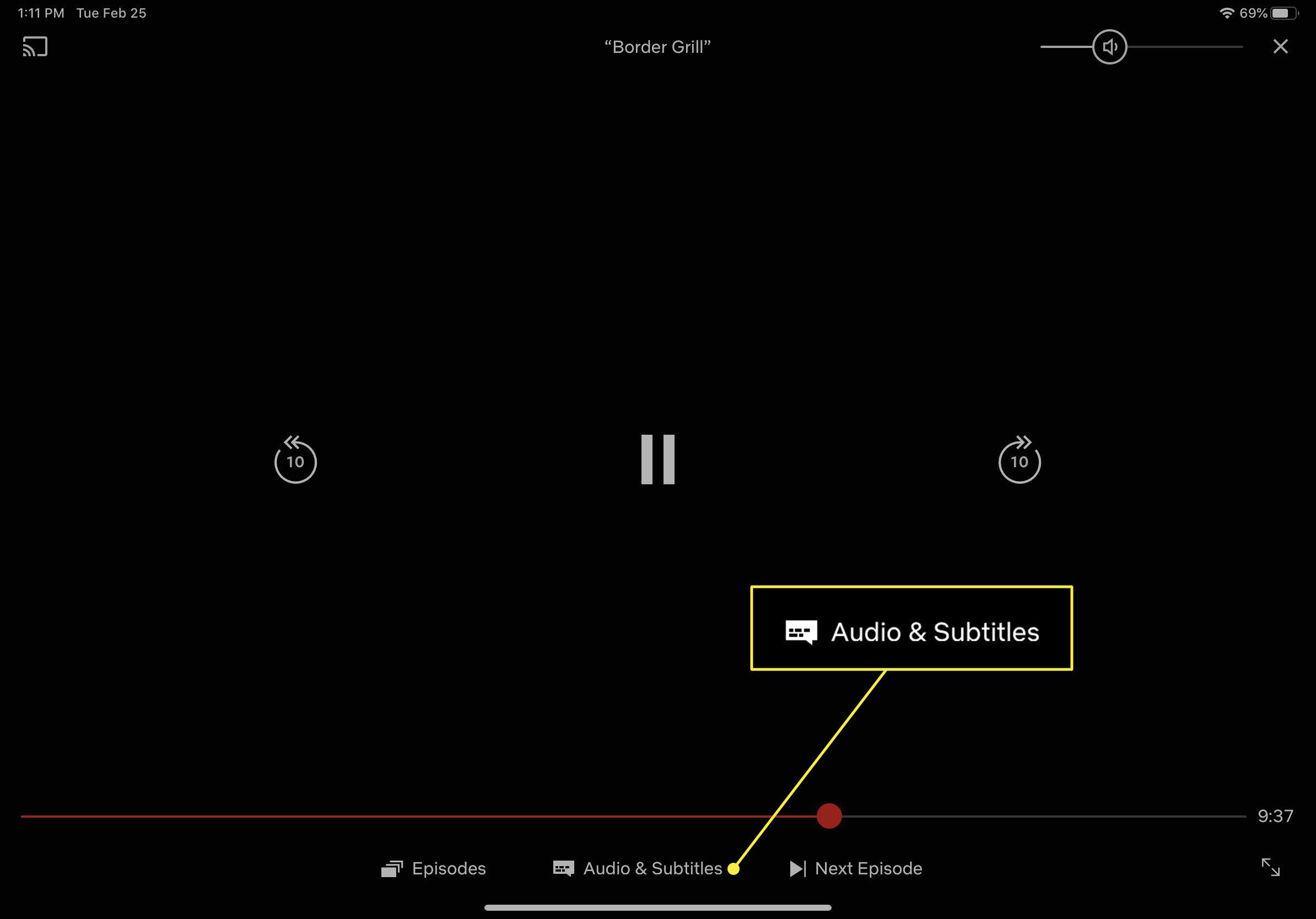 Een screenshot van Netflix op iOS met de kop Audio en ondertitels gemarkeerd
