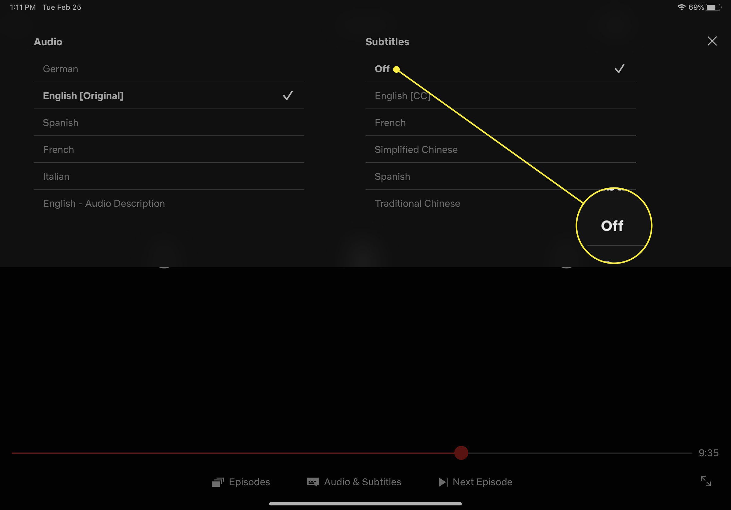Een screenshot van de instellingen voor audio en ondertitels op Netflix voor iOS met de optie Uit gemarkeerd