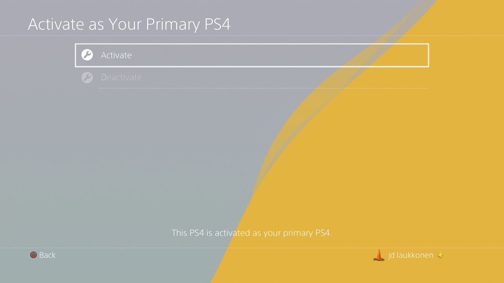 Een screenshot van het activeren van een PS4 als primair.