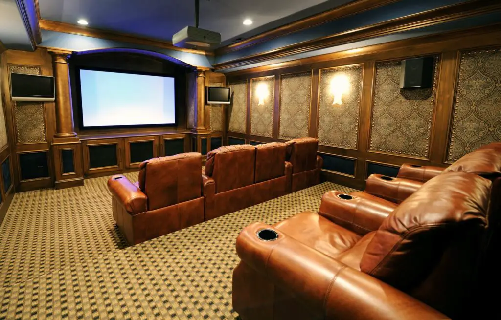Luxury home theater getty 157419233 58d551883df78c51622df7af