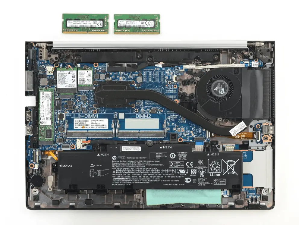 Het interieur van de EliteBook 800 G5 met RAM aan de zijkant