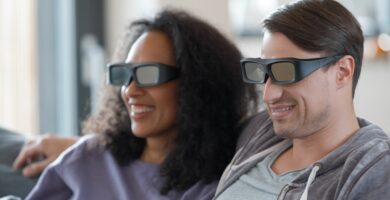young couple watching tv in 3d 700870472 5b9fb973c9e77c0057359551