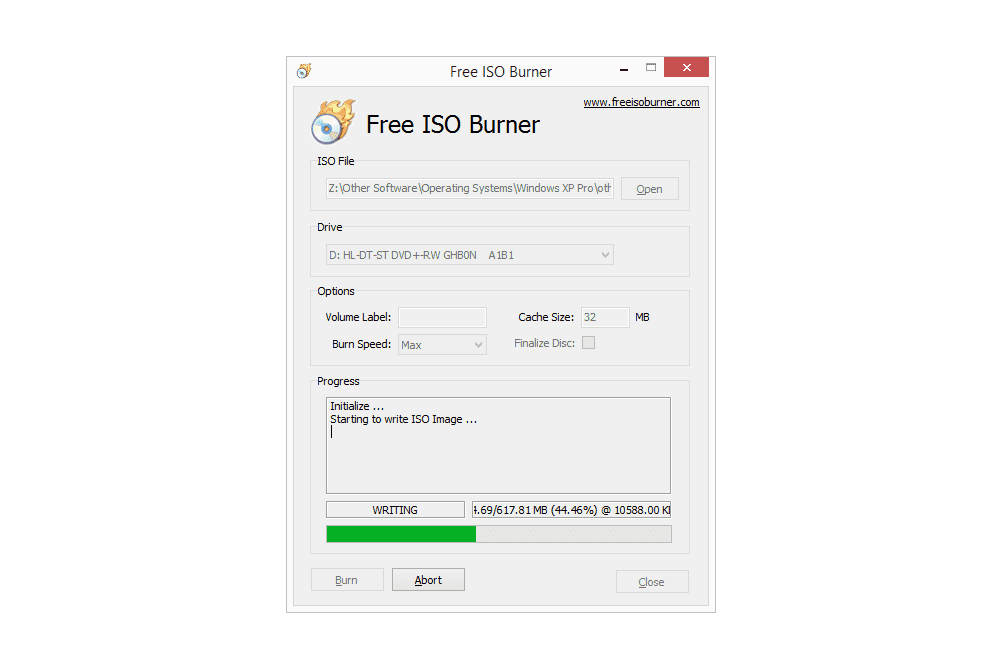 Screenshot van Free ISO Burner die een nieuwe schijf maakt