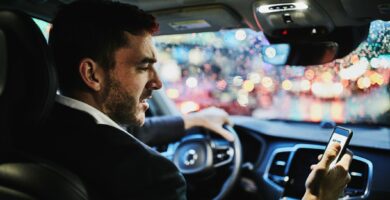 Waze gebruiken om Spotify te spelen 15 GettyImages ThomasBarwick 5c78563a46e0fb0001a5efee
