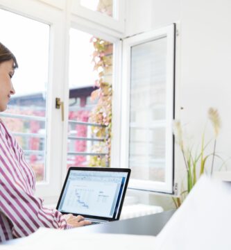 woman using laptop in office 709136883 5bf4352846e0fb0026fb146d