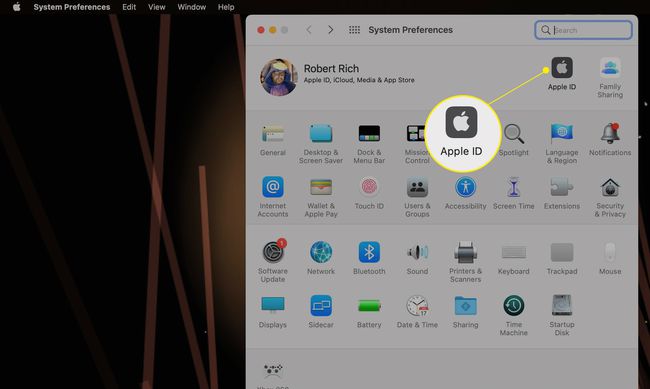 Mac-systeemvoorkeuren met Apple ID gemarkeerd