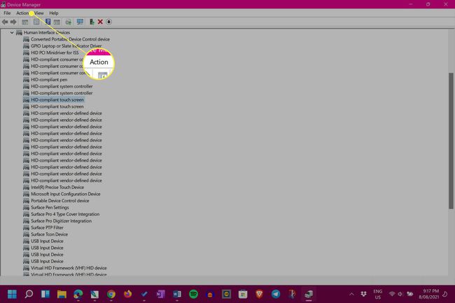 Windows 11 Apparaatbeheer met Actiemenu gemarkeerd