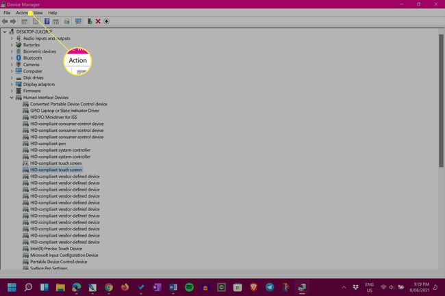 Windows 11 Apparaatbeheer met Actiemenu gemarkeerd