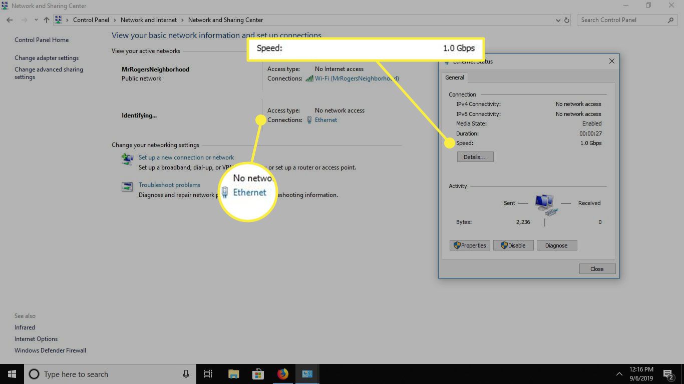 Een screenshot van Windows 10-instellingen met de secties Ethernet en snelheid gemarkeerd