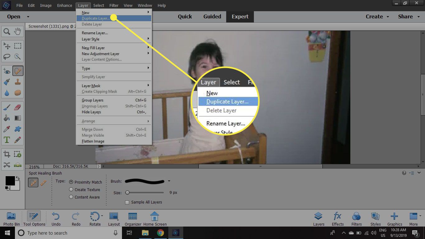 Een screenshot van Photoshop Elements met de opdracht Laag dupliceren gemarkeerd
