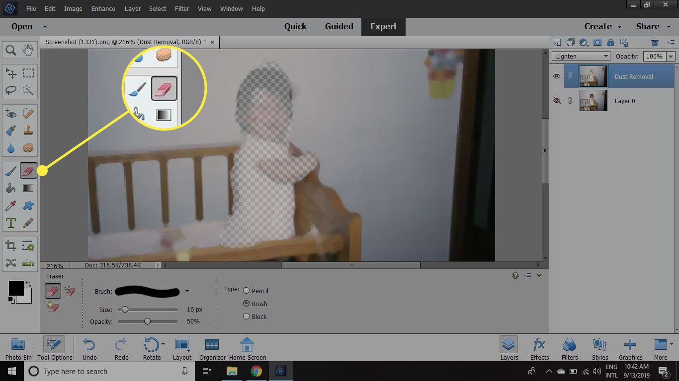 Een screenshot van Photoshop Elements met het gummetje gemarkeerd