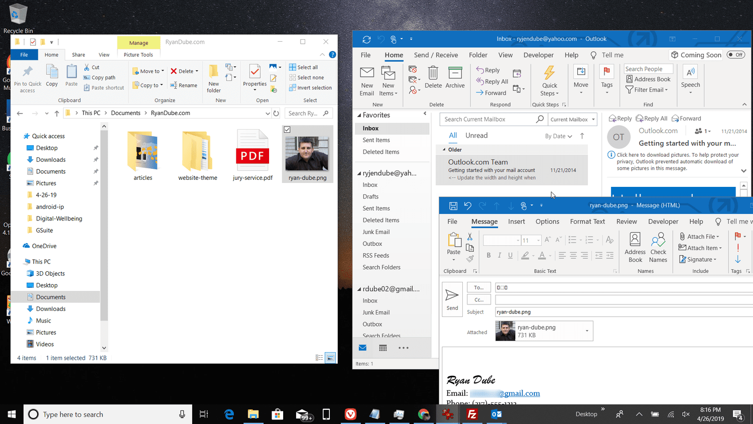 Screenshot van het slepen van een bestand naar de Outlook-inbox